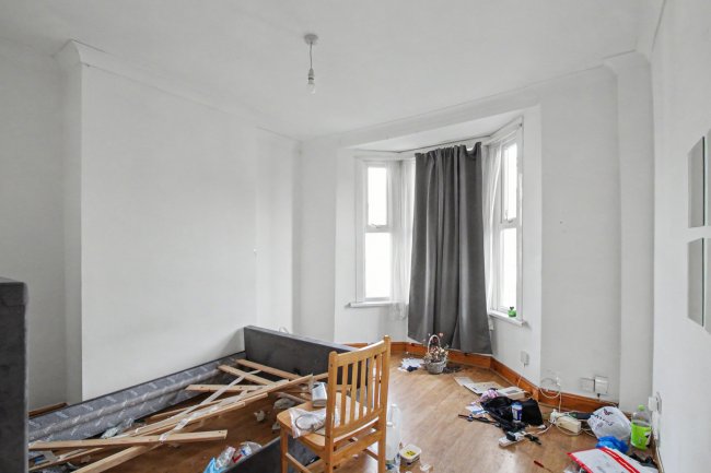 First Floor Flat, 1 Frith Road, Leyton, London E11 4EX 10