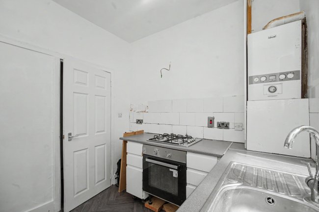 53 Perth Road, Leyton, London, E10 7PA 9