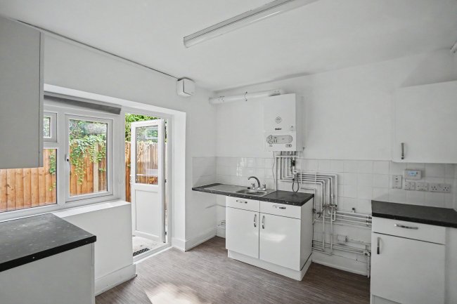 Flat A, 83 Shrewsbury Lane, Plumstead, London, SE18 3JW 3