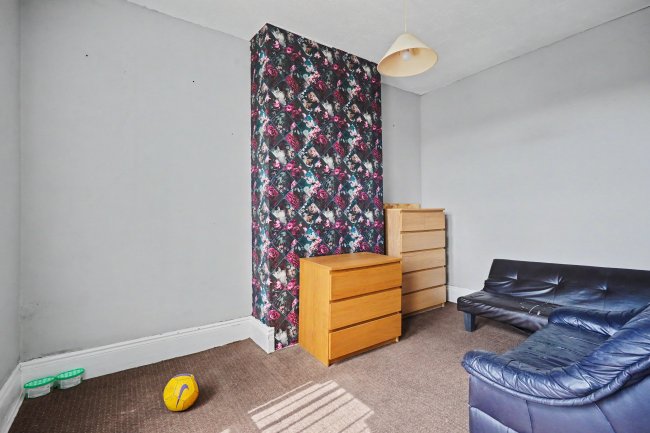 Flats 1-4, 406 Alfreton Road, Nottingham NG7 5NG 4