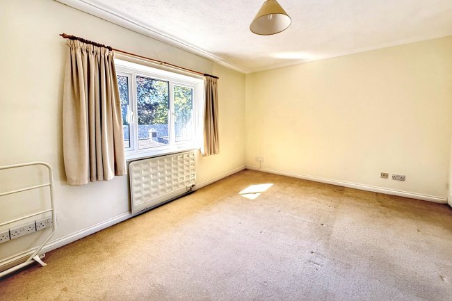 Flat 3, The Old Mill, Northgate, Chichester, PO19 1BP 9