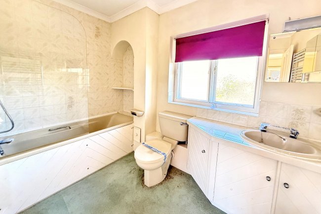 Flat 3, The Old Mill, Northgate, Chichester, PO19 1BP 9