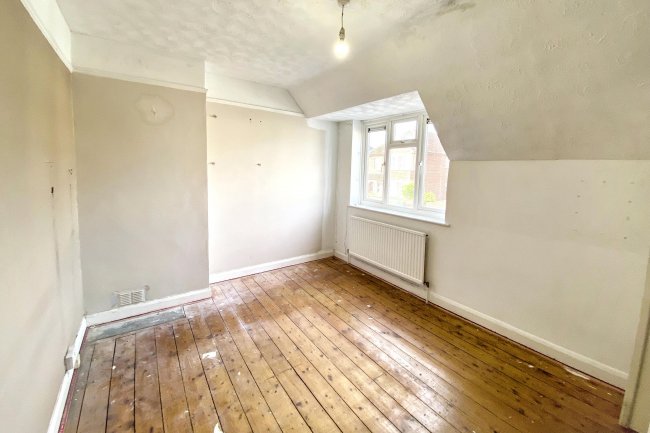 170 Wood Lane, Chippenham, Wiltshire, SN15 3EE 4