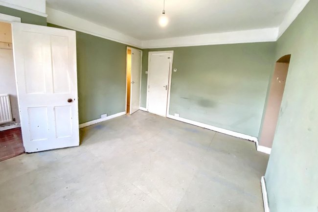 170 Wood Lane, Chippenham, Wiltshire, SN15 3EE 4