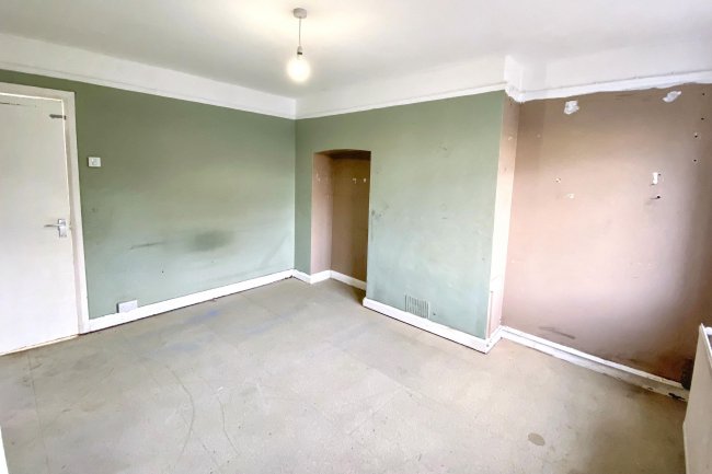 170 Wood Lane, Chippenham, Wiltshire, SN15 3EE 4