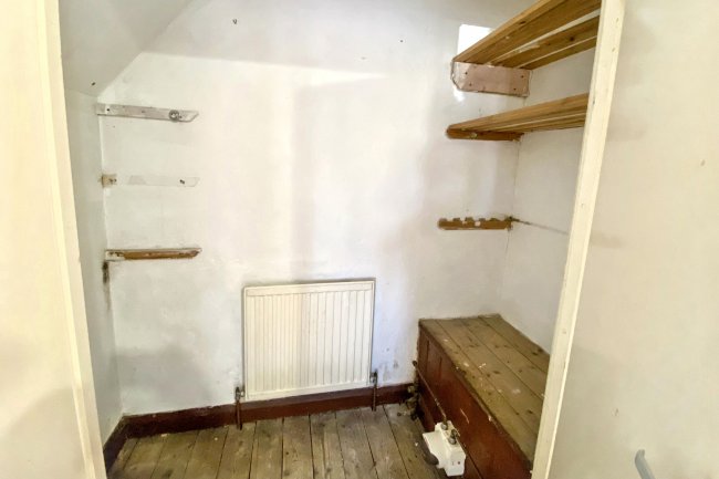 170 Wood Lane, Chippenham, Wiltshire, SN15 3EE 4
