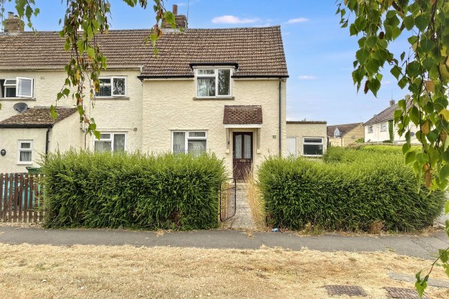 19 Corn Gastons, Malmesbury, Wiltshire, SN16 0DP 15