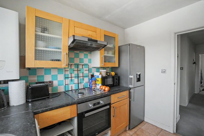 Flat 1, 21 Streatham Common North, Streatham, SW16 3HJ 10