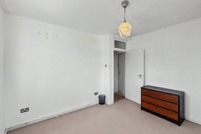 Flat 3 Shackleton Court, Croxted Road, Dulwich, London SE21 8RS 5