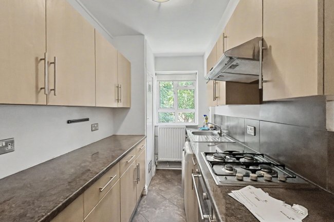 Flat 3 Shackleton Court, Croxted Road, Dulwich, London SE21 8RS 5