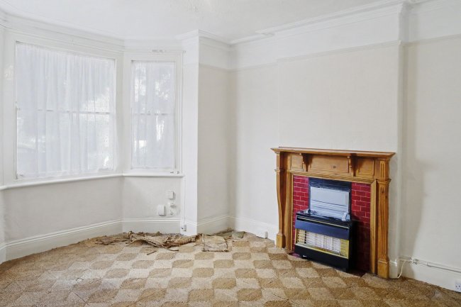 22a Grosvenor Road, Twickenham, Middlesex, TW1 4AE 4