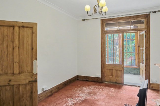 22a Grosvenor Road, Twickenham, Middlesex, TW1 4AE 4
