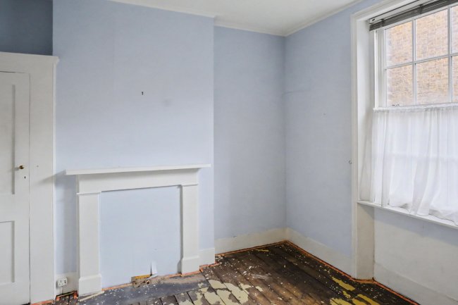 24 Warwick Chambers, Pater Street, Kensington, London, W8 6EN 3