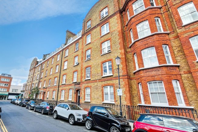24 Warwick Chambers, Pater Street, Kensington, London, W8 6EN 3