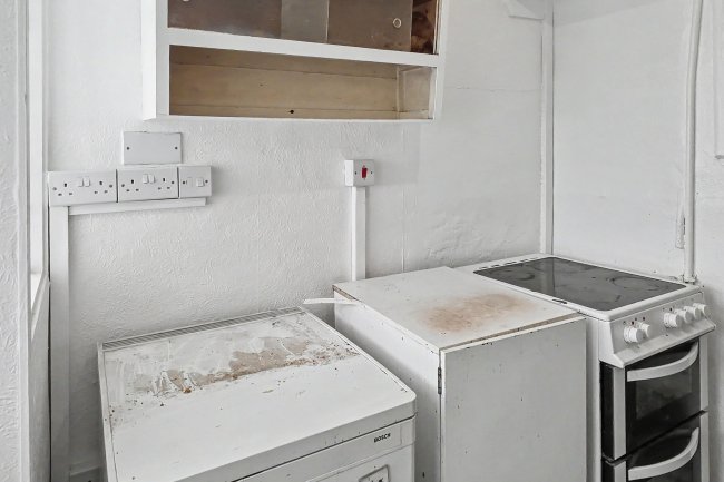 63 Sandwich House, Bloomsbury, London, WC1H 9PP 9