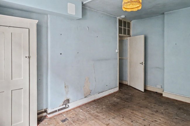63 Sandwich House, Bloomsbury, London, WC1H 9PP 9