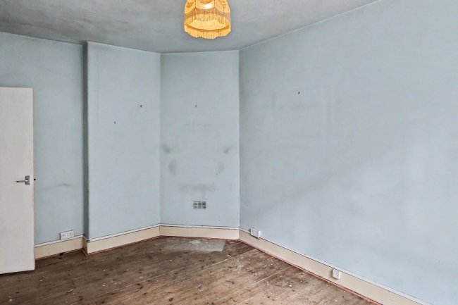 63 Sandwich House, Bloomsbury, London, WC1H 9PP 9