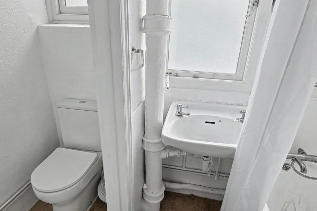 63 Sandwich House, Bloomsbury, London, WC1H 9PP 9