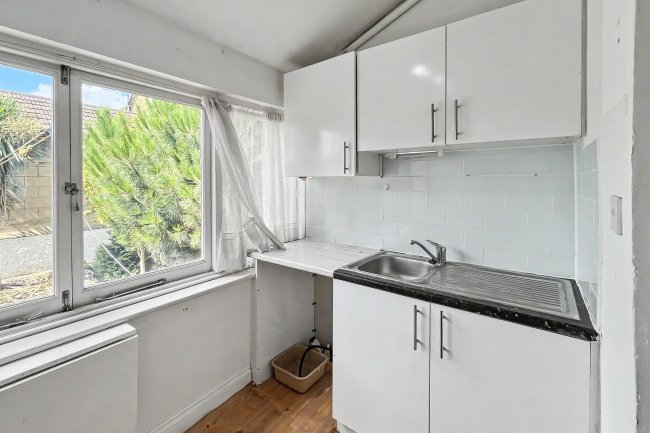 234 Merton Road, Wandsworth, London, SW18 5JQ 10