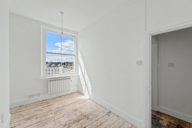 Third Floor Flat, 13 Warrington Crescent, Maida Vale, London, W9 1ED 1