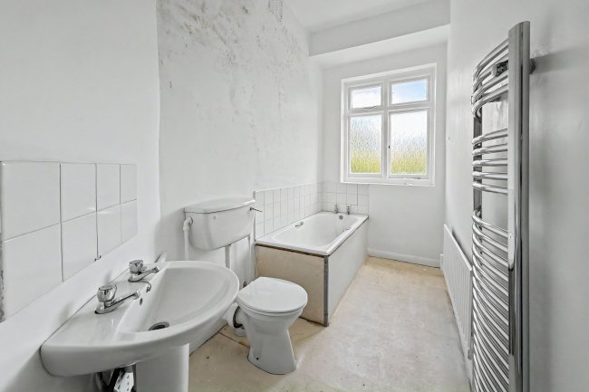 Third Floor Flat, 13 Warrington Crescent, Maida Vale, London, W9 1ED 1