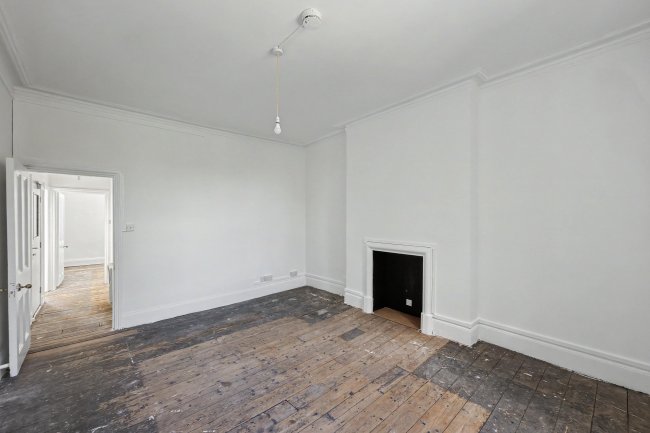 Third Floor Flat, 13 Warrington Crescent, Maida Vale, London, W9 1ED 1