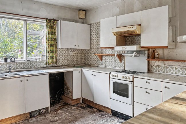 87 Ravenhurst Road, Birmingham, West Midland, B17 9DR 21