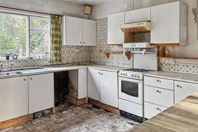 87 Ravenhurst Road, Birmingham, West Midland, B17 9DR 21