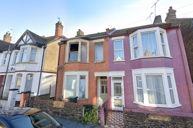 48 Tintern Avenue, Westcliff-on-Sea, Southend-on-Sea, SS0 9QH 1