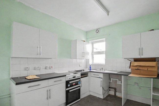 First Floor Flat, 32 Bingley Road, London E16 3JR 1