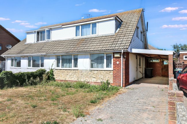 5 Hazlemere Road, Seasalter, Kent, CT5 4AN 6