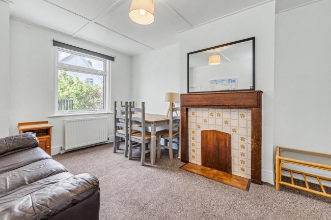 97 Roedale Road, Brighton, BN1 7GD 10