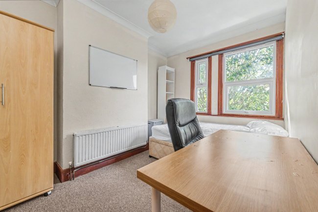 88 Shaftesbury Road, Brighton, BN1 4NG 8