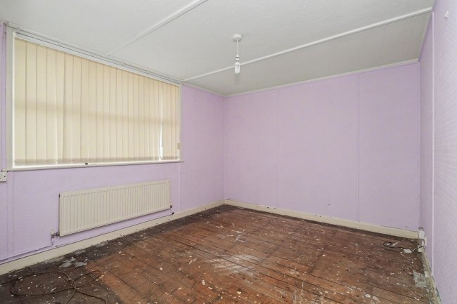 31 Urban Drive, Altrincham, Cheshire, WA15 8HX 1