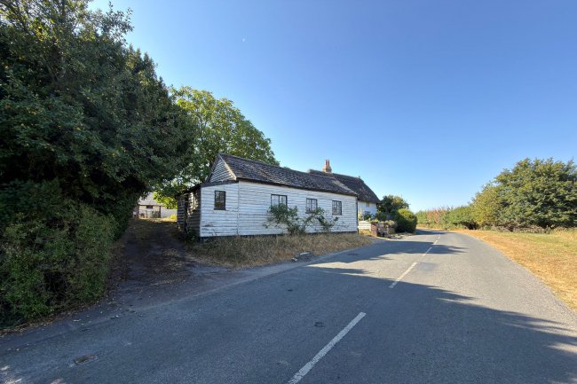 Lakewood, The White Barn and Land at Rushden Road, Sandon, Buntingford SG9 0QN 34
