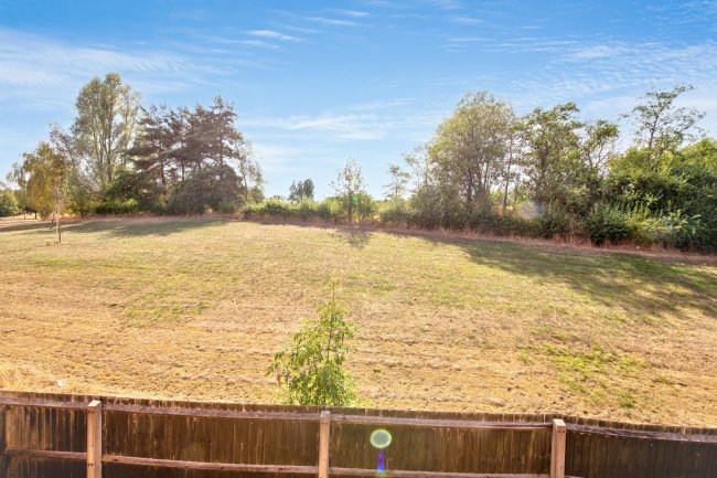 52 Hardwick Drive, Arkwright Town, Chesterfield, S44 5BS 9