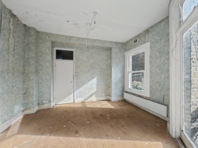 Flat A, 66-68 Dukes Avenue, London, N10 2PU 51