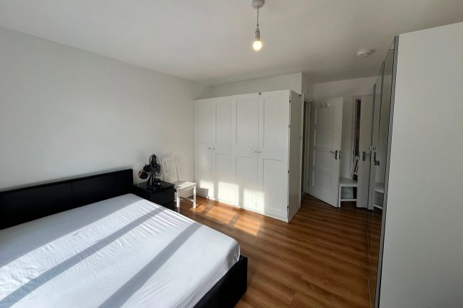 2 Blakemore Road, Streatham Hill, London SW16 1NH 16