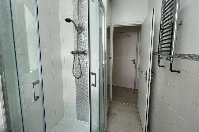 2 Blakemore Road, Streatham Hill, London SW16 1NH 16