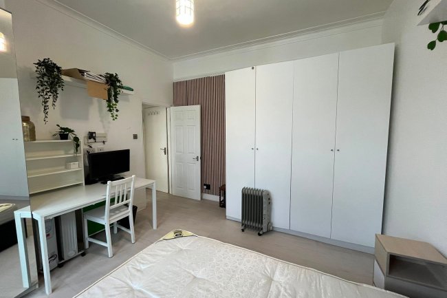 2 Blakemore Road, Streatham Hill, London SW16 1NH 16