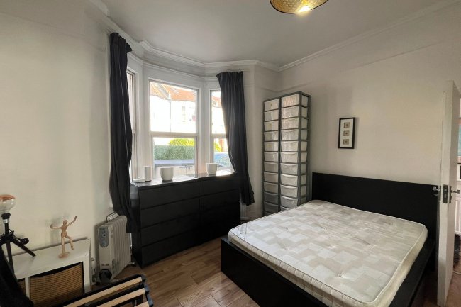 2 Blakemore Road, Streatham Hill, London SW16 1NH 16