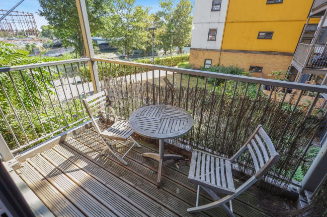 111 Maltings Close, Bow, London, E3 3TD 7