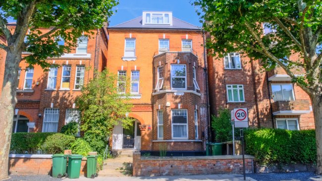 Flat 4, 111 Fordwych Road, Kilburn, London, NW2 3NJ 23