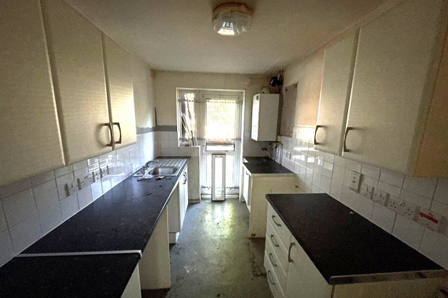 15 Chaucer Walk, Hemel Hempstead HP2 7PF 23