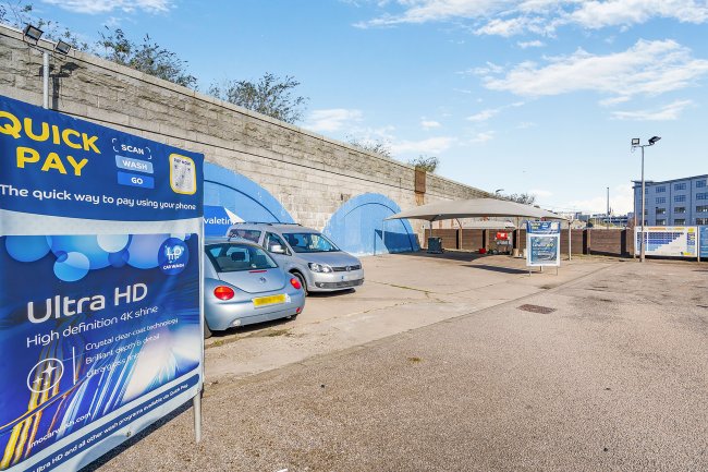 IMO Car Wash, North Esplanade West, Aberdeen, AB11 5RN 3