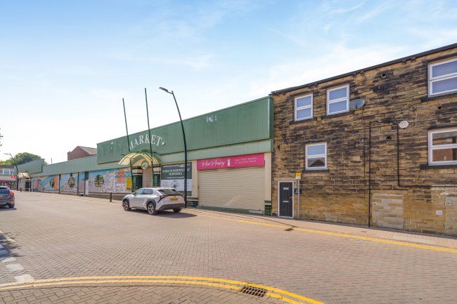 Morley Market, Queen Street, Morley, Leeds, LS27 8DS 2
