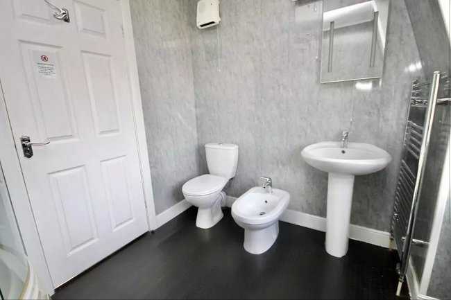 45-47 Westgate Guisborough TS14 6AF & Suncroft, Chapel Street, Guisborough, TS14 6QE 9