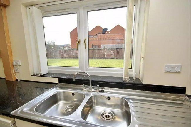 45-47 Westgate Guisborough TS14 6AF & Suncroft, Chapel Street, Guisborough, TS14 6QE 9
