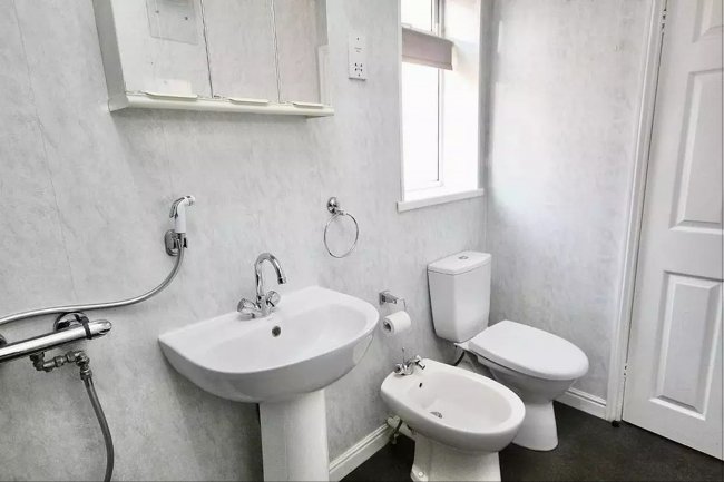 45-47 Westgate Guisborough TS14 6AF & Suncroft, Chapel Street, Guisborough, TS14 6QE 9