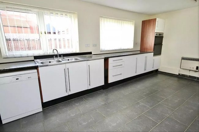 45-47 Westgate Guisborough TS14 6AF & Suncroft, Chapel Street, Guisborough, TS14 6QE 9